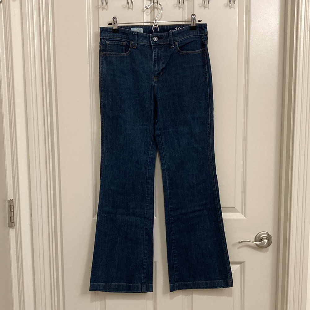 GAP High Rise Flare Jeans - Picture 3 of 10